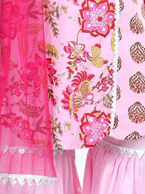 Pink Cotton Printed kurti with lace work pink sharara and dupatta 5