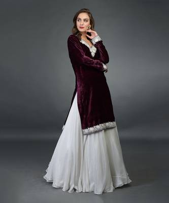 Noor Silk-Velvet Tilla Embroidered Kurta With Skirt And Dupatta 7