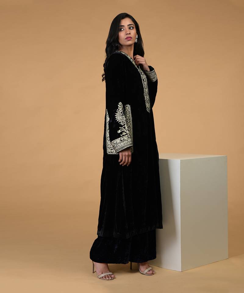 Soft Black Kashmiri Tilla Embroidered Choga Kurta Set