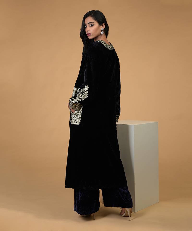 Soft Black Kashmiri Tilla Embroidered Choga Kurta Set