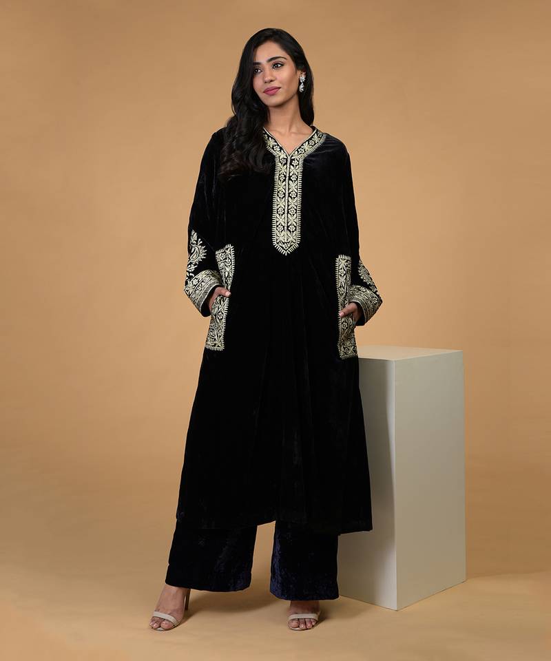 Soft Black Kashmiri Tilla Embroidered Choga Kurta Set