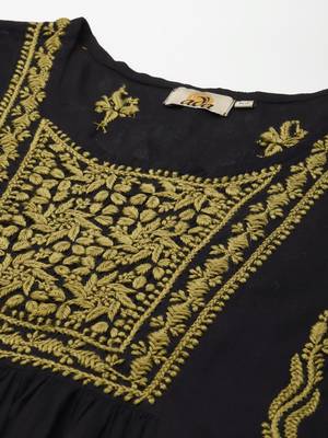 Hand Embroidered Black & Green Cotton Lucknow Chikankari Women Short Kurti 6