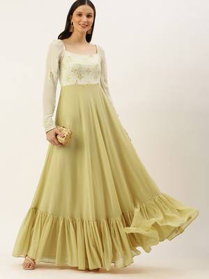 Ethnovogue Ready To Wear White Foil Print Gown 1