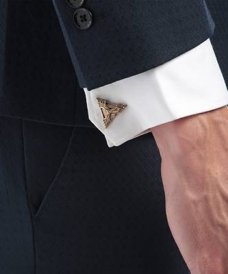 The Sui Generis Cufflink 1