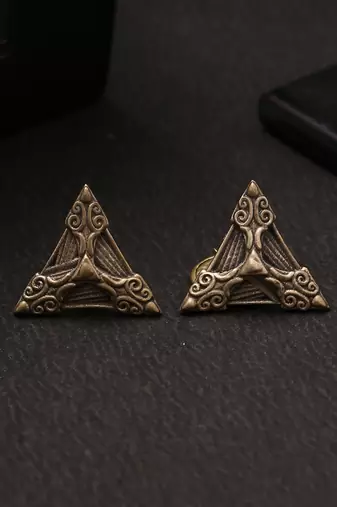 Sui Generis Collar Tips