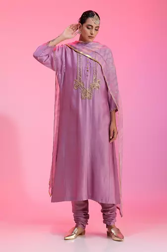 Zardozi Neck Mauve Kalidar Set
