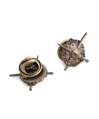 Shield & Sword Collar Tips 4