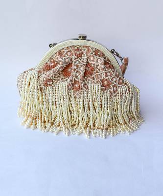 Adara Clutch 3