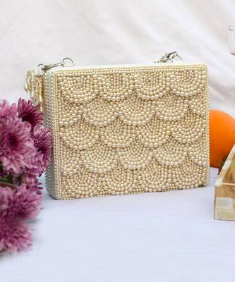 Avnitha Clutch 3