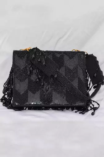 Dishi Clutch Black