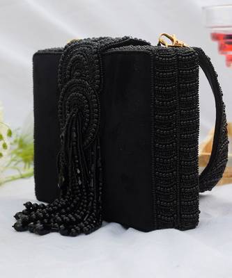 Erisha Clutch Black 4