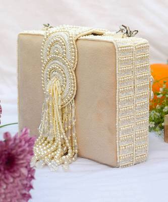 Erisha Clutch Cream 2