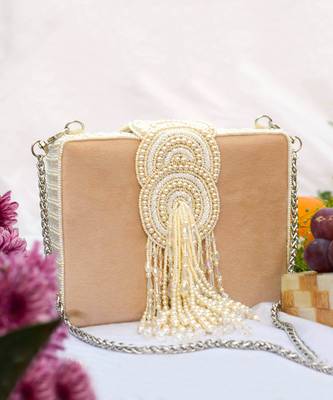 Erisha Clutch Cream 1
