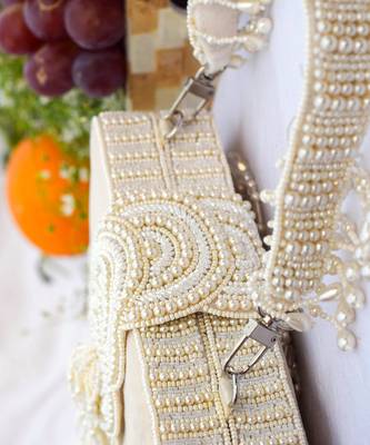 Erisha Clutch Cream 4