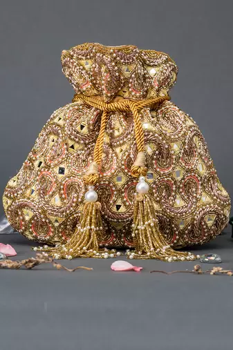 Indrina Potli