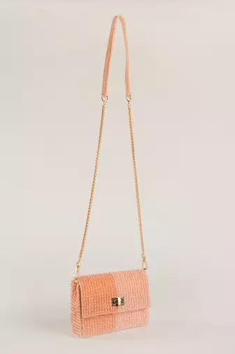 Mirai Clutch Pink