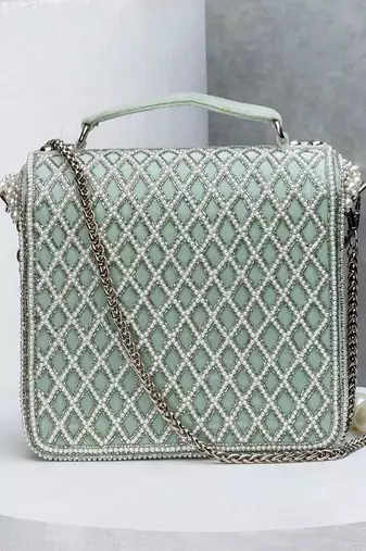 Natali Clutch Moss Green