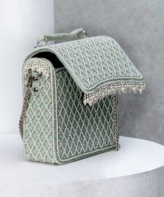 Natali Clutch Moss Green 4