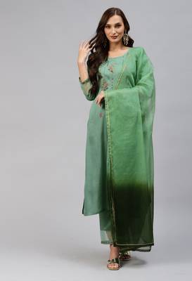 Green Floral Zari Embroidered Cotton Blend Kurta Pant with Dupatta 1