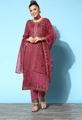 Peach Zari Sequence Embroidered Chinon Silk Kurta and Cut Work Pant with Dupatta 1