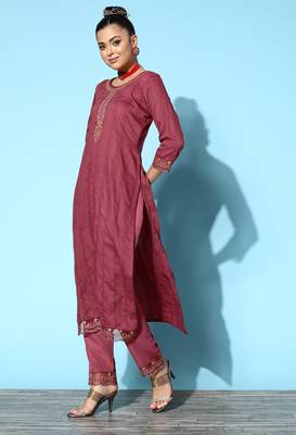 Peach Zari Sequence Embroidered Chinon Silk Kurta and Cut Work Pant with Dupatta 3