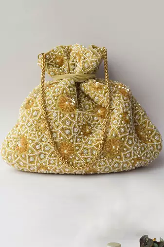 Raisa Potli Gold