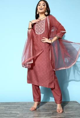 SheWill Peach Chinon Sequence Chain Embroidered Kurta Pant with Dupatta 1