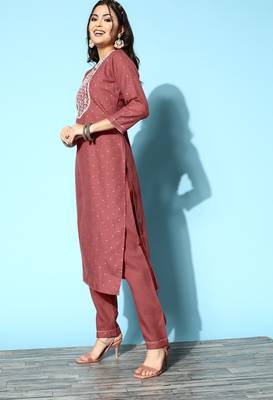 SheWill Peach Chinon Sequence Chain Embroidered Kurta Pant with Dupatta 3