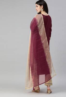 SheWill Maroon Ruby Cotton Gota Patti Embroidered Kurta Pant with Dupatta 2