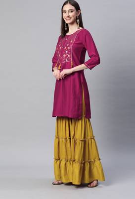 SheWill Pink Chinon Tasseled Zari Sequence Kurta Set with Dupatta 3