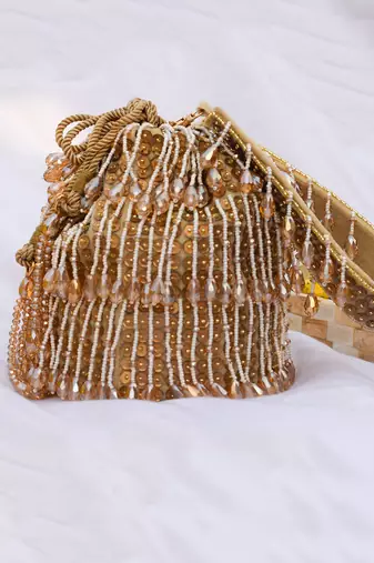 Shayna Bucket Bag Gold