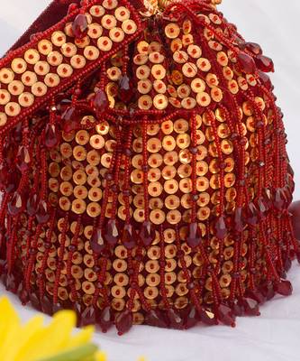 Shayna Bucket Bag Red Gold 3