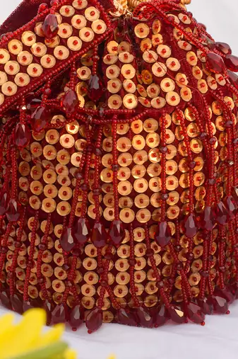 Shayna Bucket Bag Red Gold