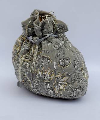 Zahara Potli Silver Grey 4