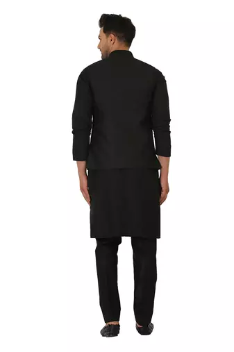 Feturing Classic Brocade Nehru jacket with kurta and pants.