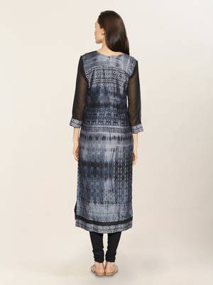 Black embroidered crepe ethnic-kurtis 2