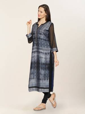 Black embroidered crepe ethnic-kurtis 3