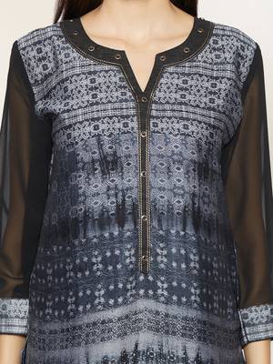 Black embroidered crepe ethnic-kurtis 4