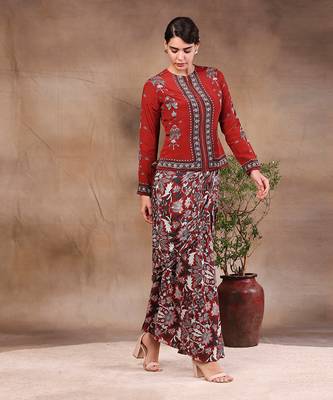 Maroon night Floral Printed Drape Skirt With Jacket 2