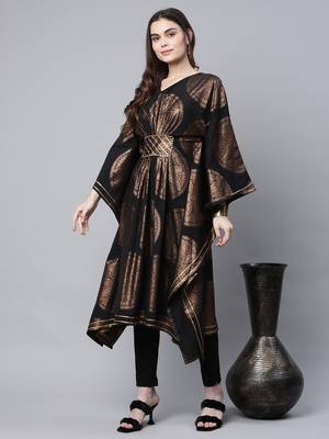 Black printed crepe kaftans 5