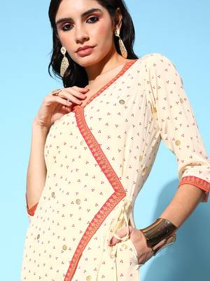 Off-white printed crepe long-kurtis 5