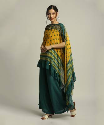 Green Yellow Tiraz printed embellished top with pant 2