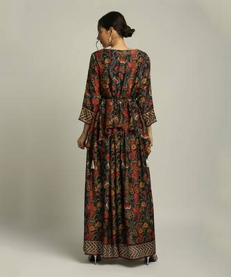 Black batik Printed Embellished Top Set With Belt 4