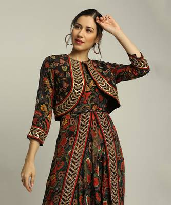Black batik Printed Dhoti Style Jumpsuit With Jacket 5