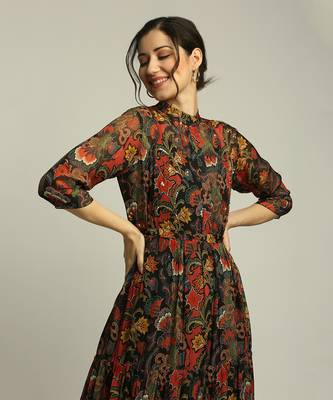 Black batik Printed Long Tiered Dress 4