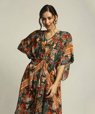 Black forest Groove Printed Dress With Tie-Up 4