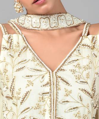 Ivory Bronze Bead Embellished Tunic Set 6