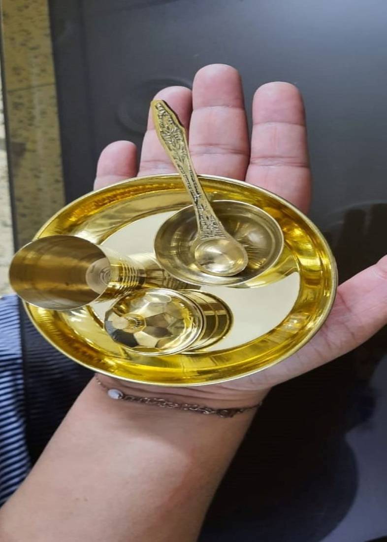 BulkySanta Pure Brass Pooja Bhog Thali Size-4 inches(WITHOUT BOX)