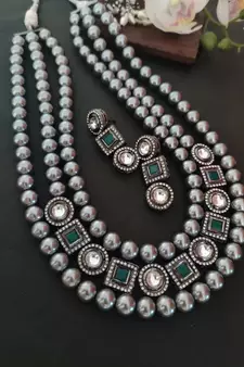 Silver necklace-sets