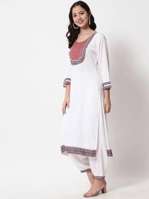 MATINE Women White Cotton Kurta and Salwar Sets  2
